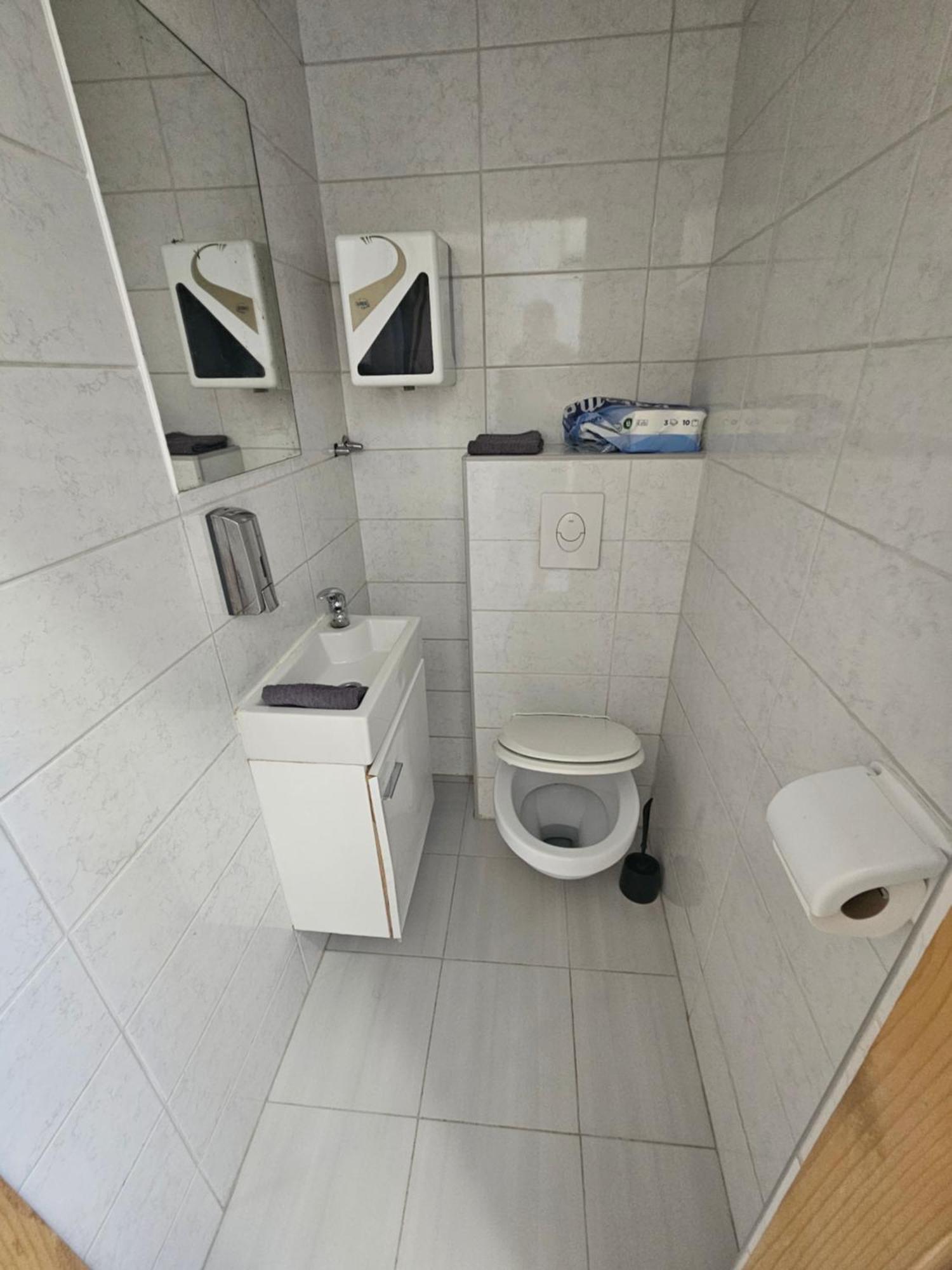 Apartman Sveti Rok Záhřeb Exteriér fotografie